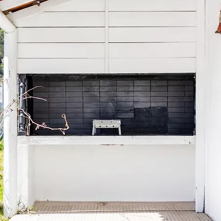 Villa Coral - Private Large Pool & Garden Famalicão