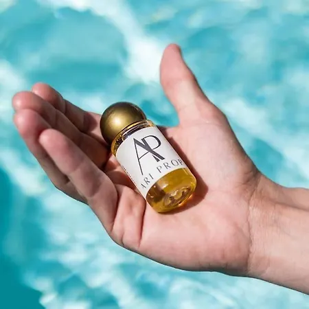 Villa Coral - Private Large Pool & Garden