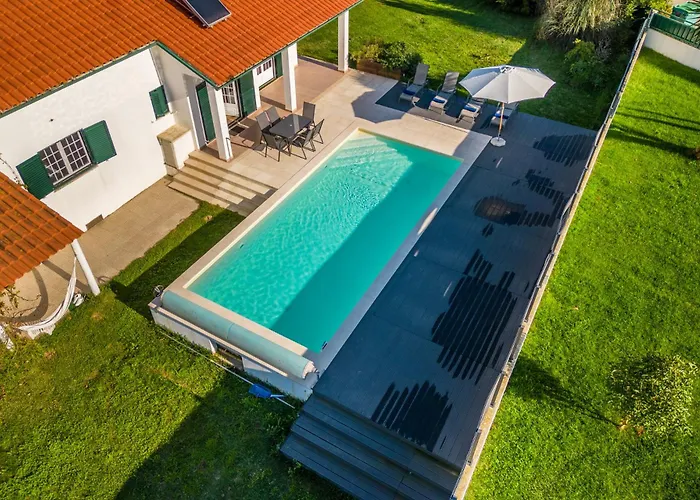 Villa Coral - Private Large Pool & Garden